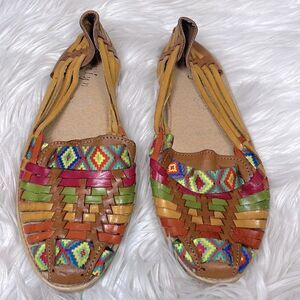 Jocelyn Huaraches